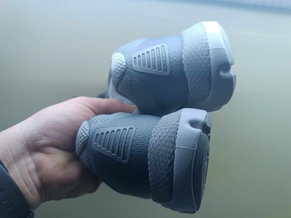 Кросівки  40 Under Armour Bluetooth® HOVR Infinite.