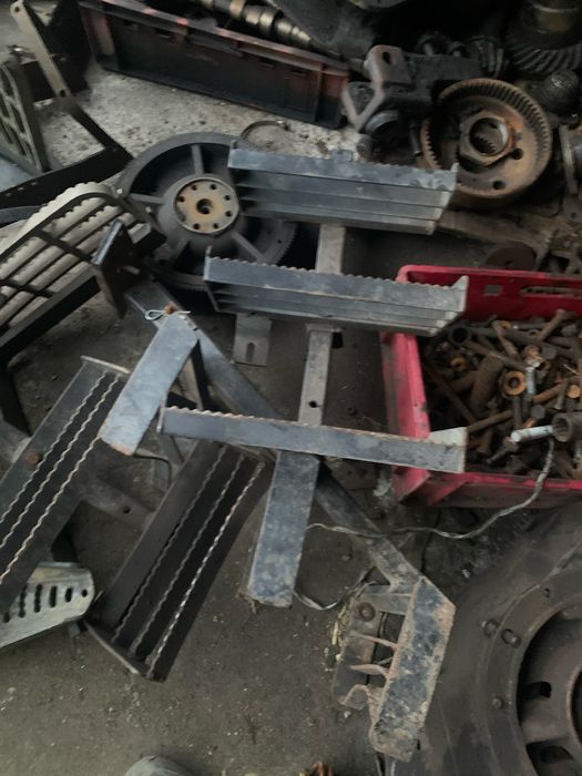 Schody stopnie new holland