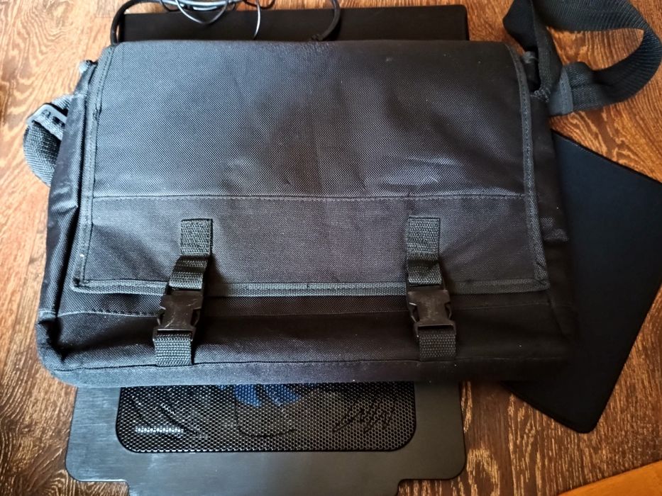 Ноутбук Lenovo  G 575 с сумкой