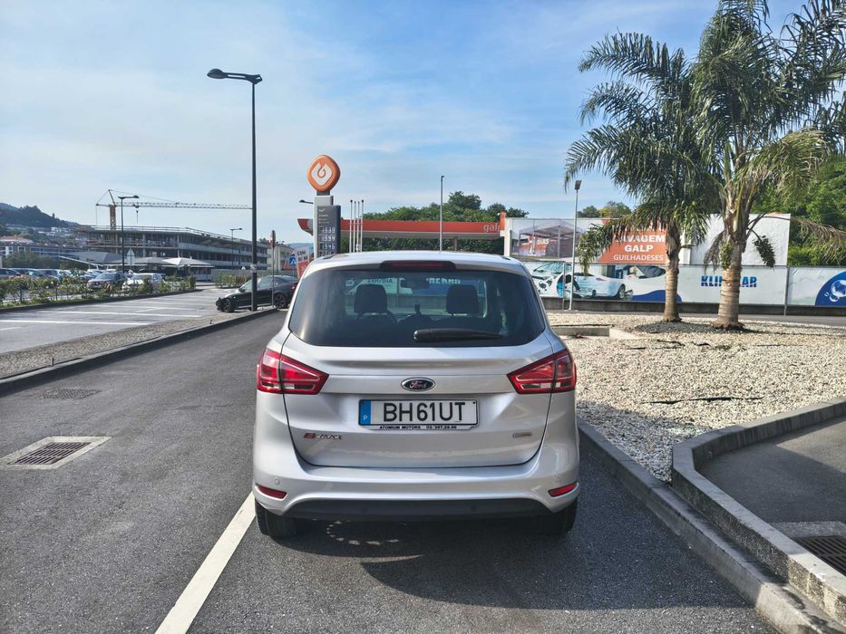 Ford B-Max 1.6 TDCI poucos kms