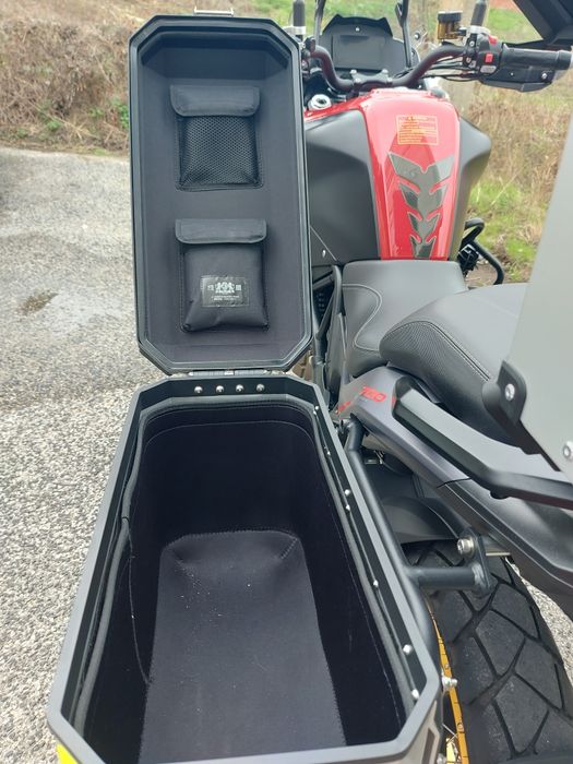 QJ Motor srt700x como nova