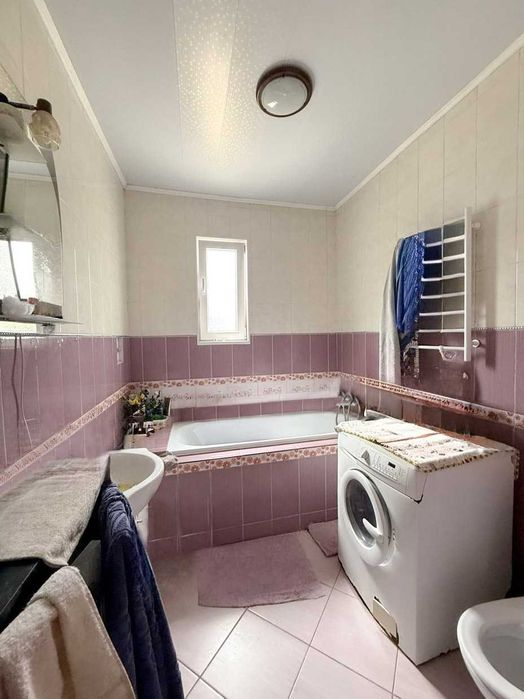 Квартира з окремим входом, автономним опаленням та ділянкою 2.5 сот