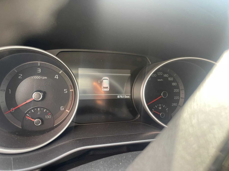 Kia Ceed SW 1.6CRDI de 2023 Salvado