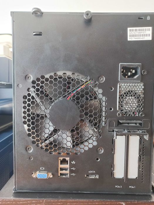 Servidor HP ProLiant MicroServer