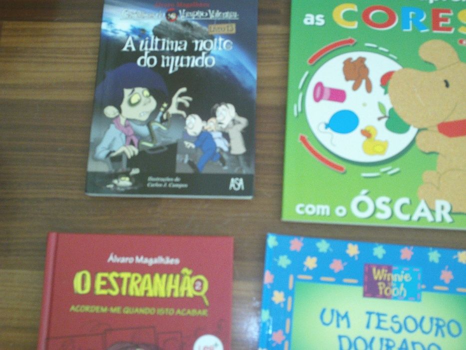 Vários livros em bom estado