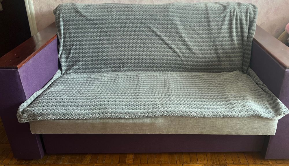 Диван безкоштовно