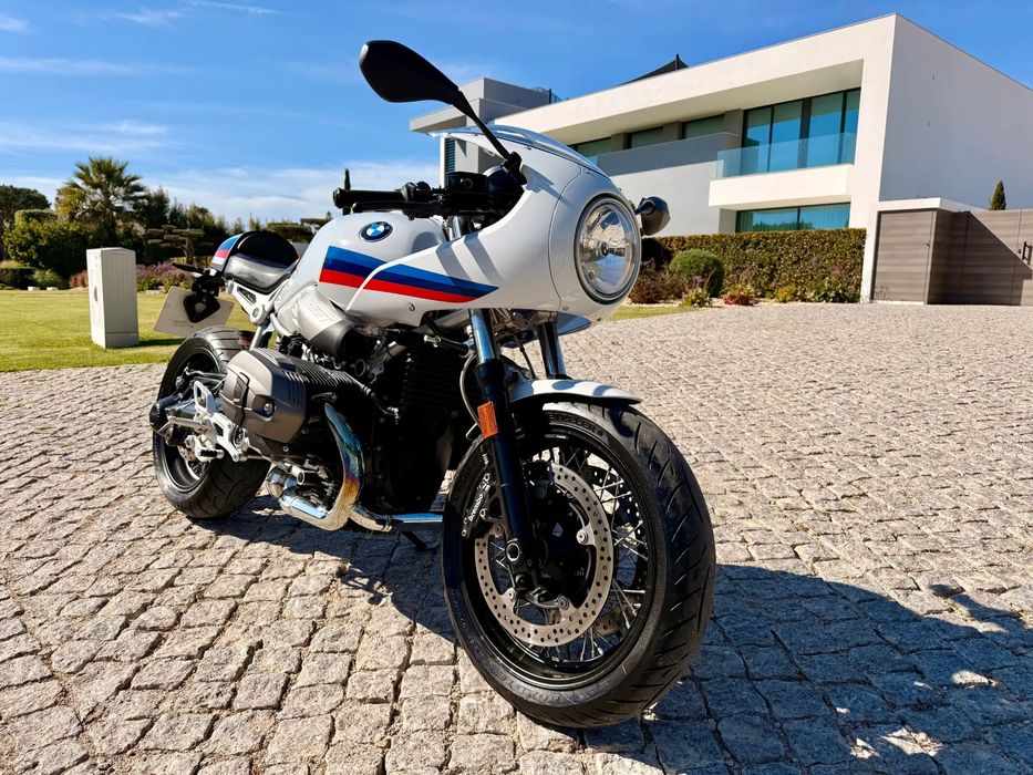 BMW R nineT