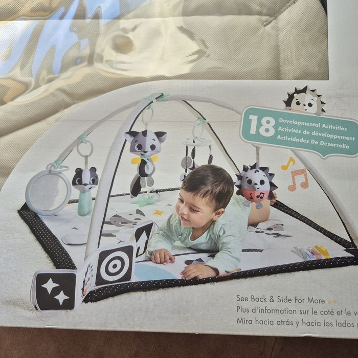 Mata edukacyjna Tiny Love