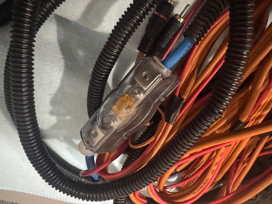 Автомобильный усилитель DLS  ca-41