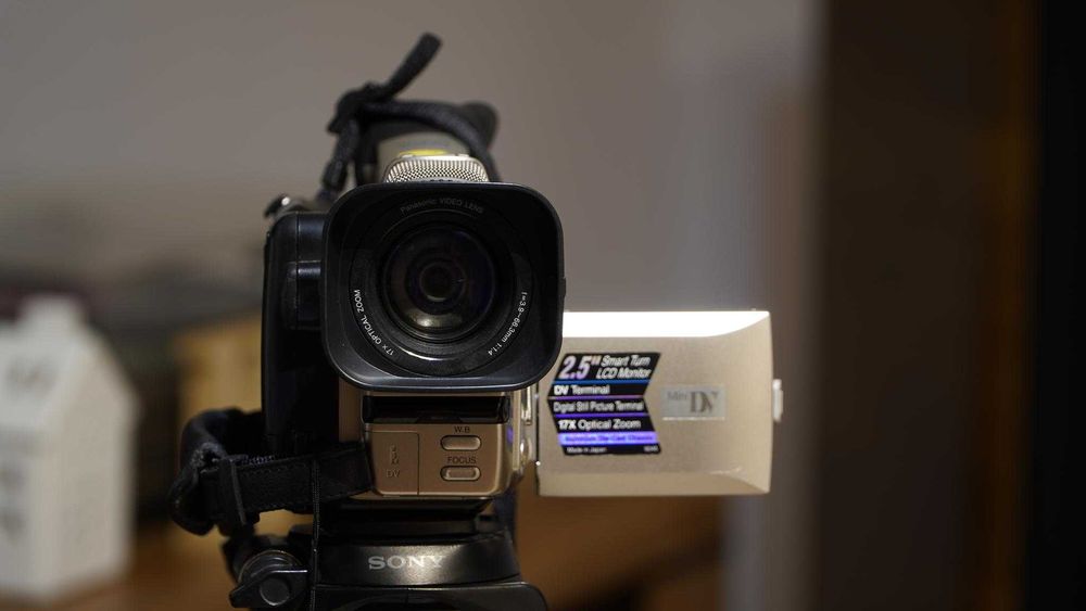 Kamera na kasety MiniDV Panasonic NV-DA1 Sprawna