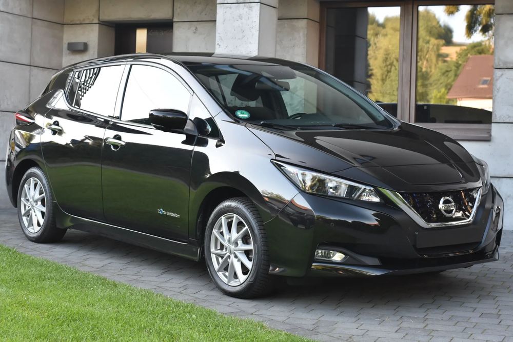 Nissan Leaf Udokumentowany, Super stan, bogata wersja Navi Led Kamera 360 grzane f