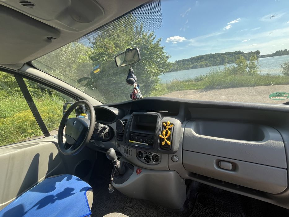 Renault Trafic 2.5 (2010”), 9000$