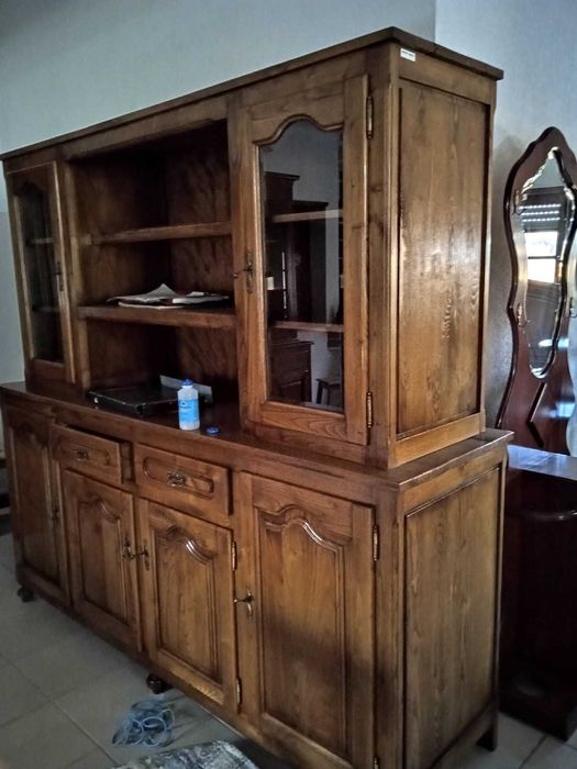 Móvel Em Castanho Rústico Macico (ref 22)