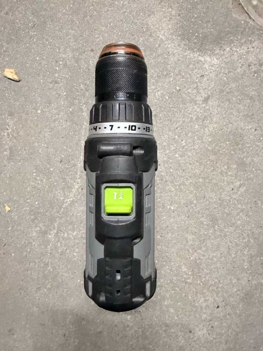 Wiertarko - wkrętarka Lux-Tools A-BS-20 + bateria 4Ah + zestaw bitów