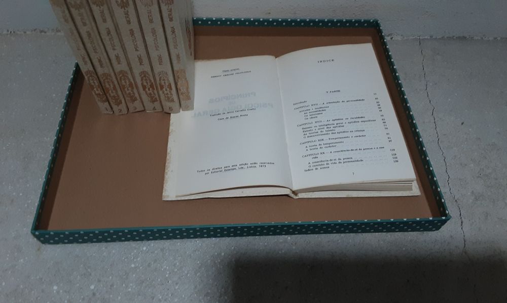 Coleção de 7 livros de psicologia