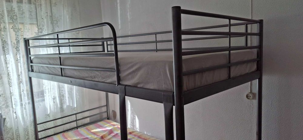 BELICHE com escada e colchões
