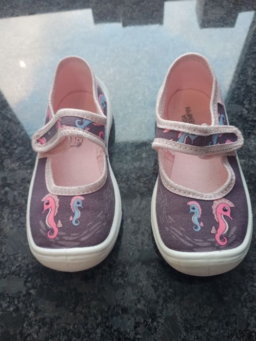 Papcie, trampki rozmiar 27.