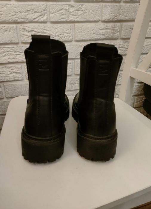 Buty, sztyblety czarne