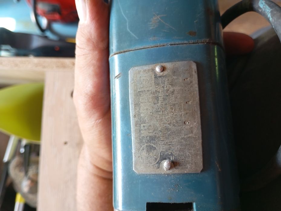 Дрель и разный электро инструмент