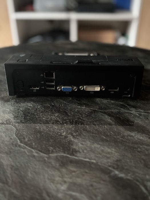 Laptop DELL LATITUDE E5470 -14”- plus stacja dokująca w zestawie