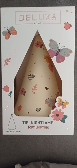 Lampka nocna tipi, w motylki do pokoju dziecięcego