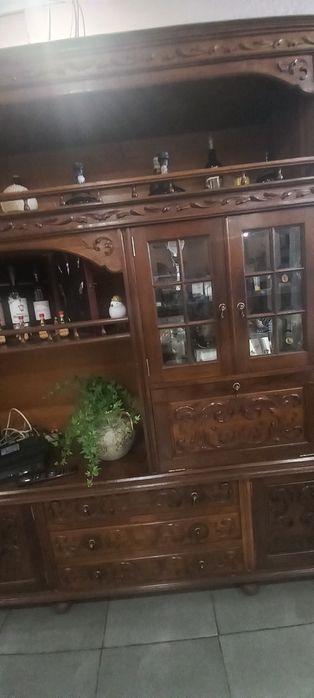 Móvel Castanho de Sala de Estar