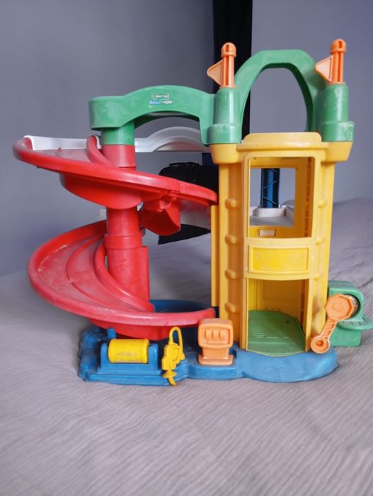 Garaż fisher Price wielki