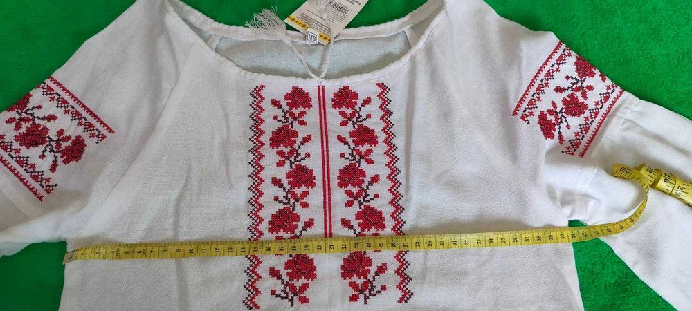 Вишиванка на дівчинку, зріст 140. Нова