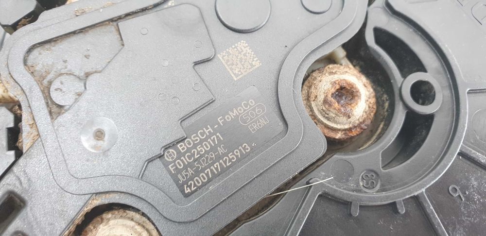 Zbiornik adblue mocznik bak Ford ranger Demontaż (autoabc2006)