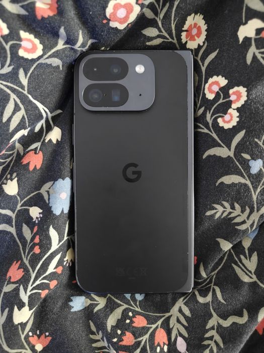 Google Pixel 9 Pro Fold 16/512 czarny stan bdb