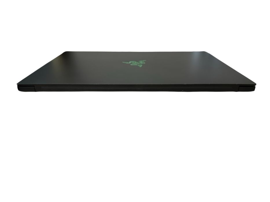 Razer i9-11900H/RTX 3080 16gb/32gb ram/1TB SSD/OLED 4K UHD