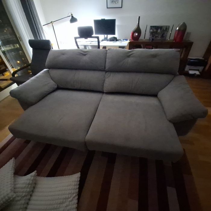 Sofá chaise longue cinza La Sénia