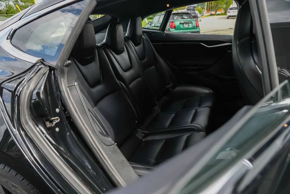 Tesla Model S 100D      2019
