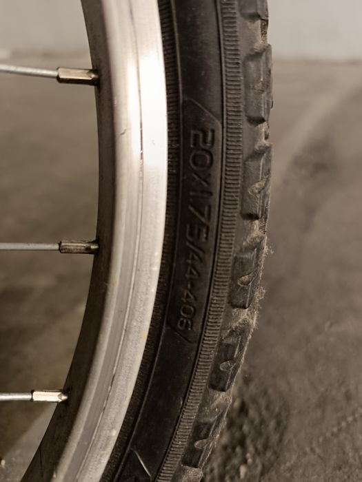 Bicicleta de menina com mudanças