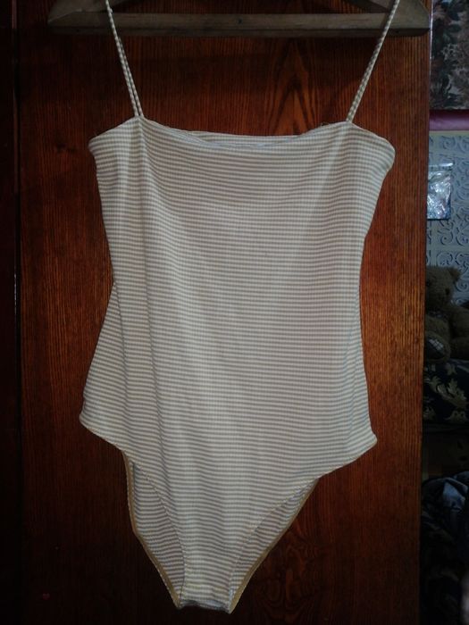 Боді жіночий в гарному стані