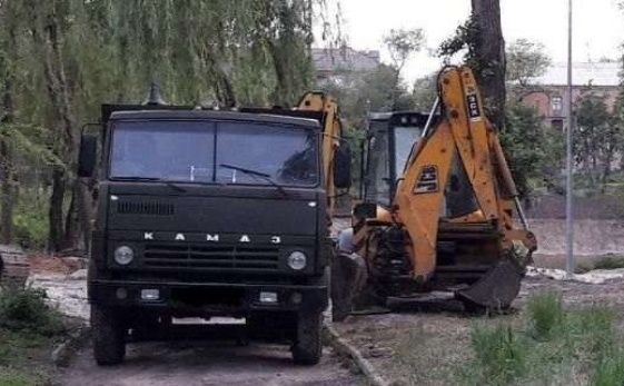 Вивіз сміття,чернозем,оренда Трактора.Уборка снега, вывоз снега