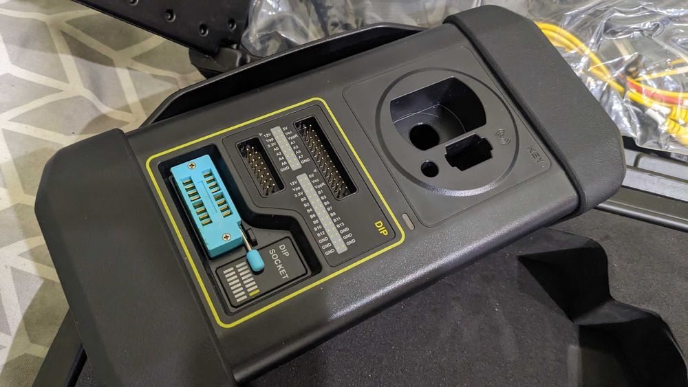 Програматор автомобільних блоків/ключів LAUNCH X-PROG 3 оригінал