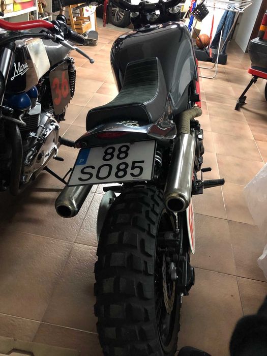 Moto Yamaha XSR700