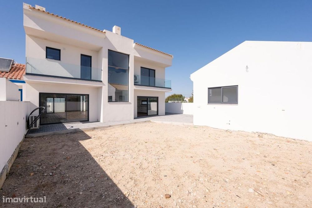 Moradia Geminada T4 com jardim, Comporta, Alcácer do Sal