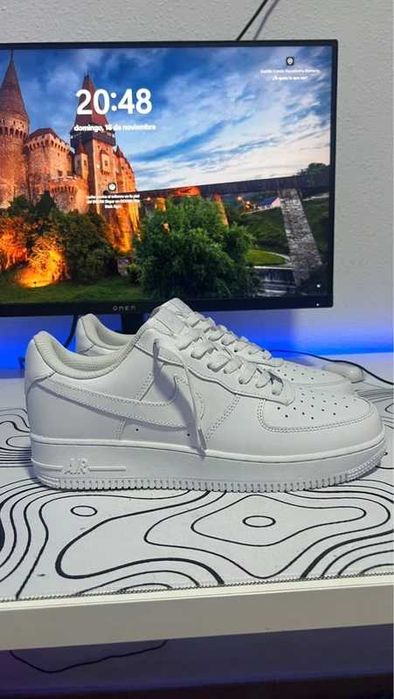 Nike Air Force 1 R.37.5