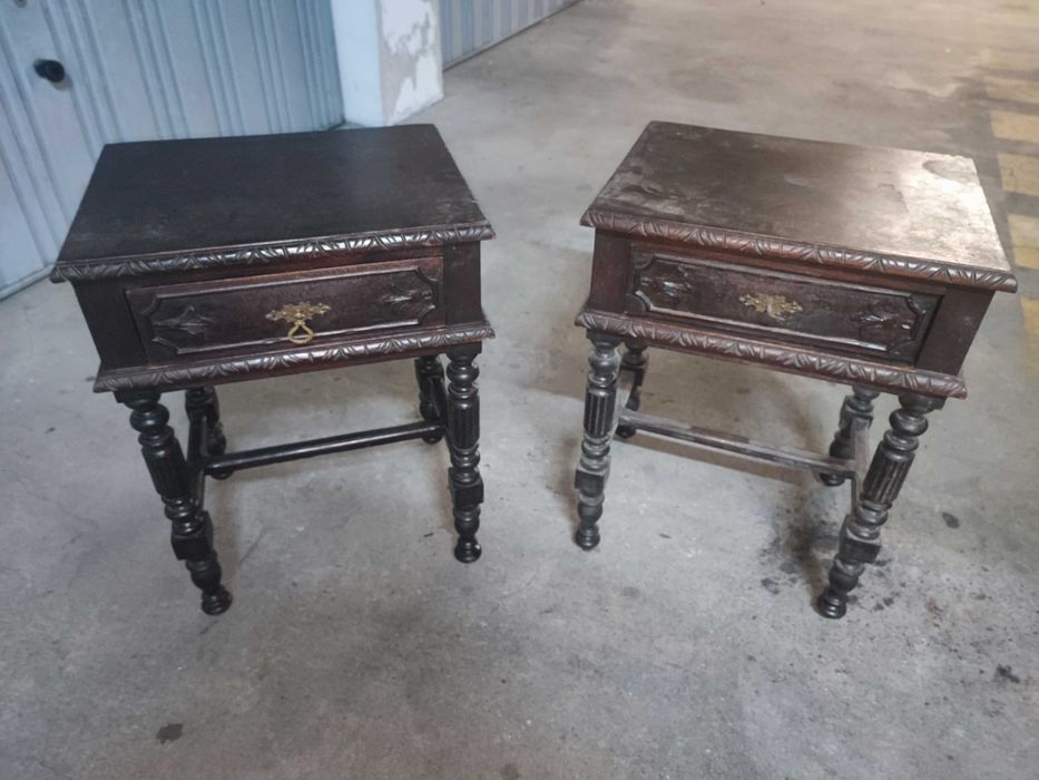 Mesinha de cabeçeira (valor do par)