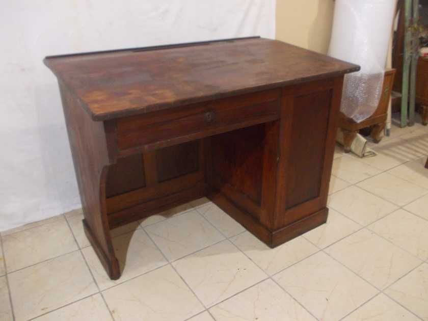Zabytkowe przedwojenne biurko nauczycielskie sygnowane