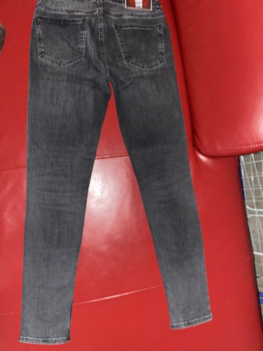 Jeansy Dsquared2