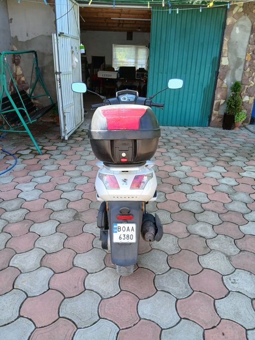 Продам або обміняю скутер на авто