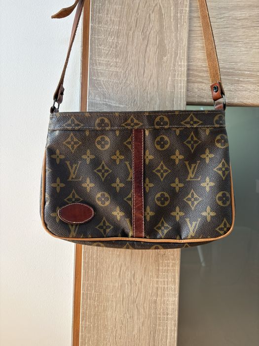 Torebka Louis Vuitton na długim pasku, na ramię, brązowa