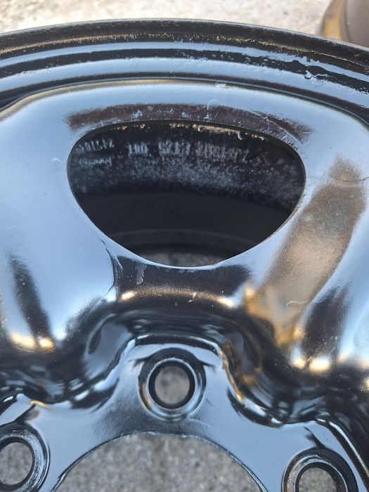 Peneus 31/10/50/R15 + jantes 15 terrano