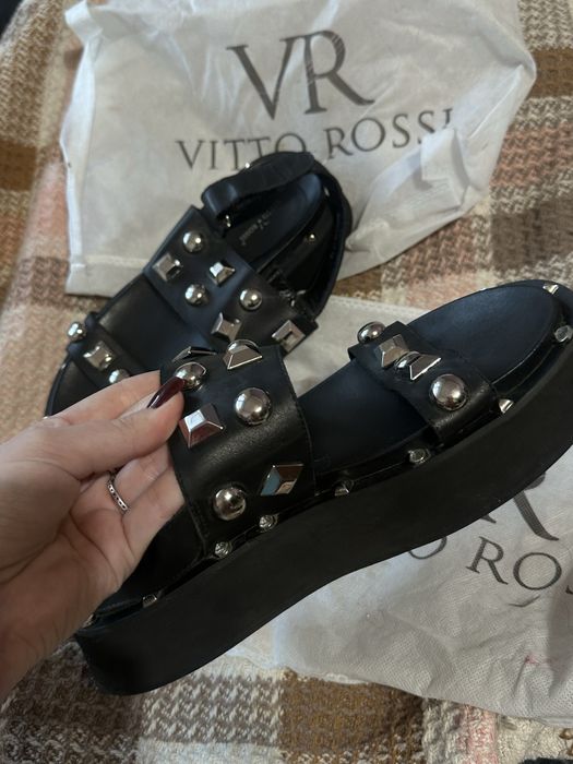 Босоніжки Vitto Rossi