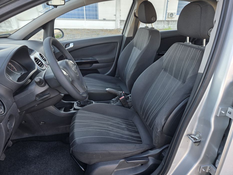 Opel  Corsa D 1.2 *85.000km* (2009)