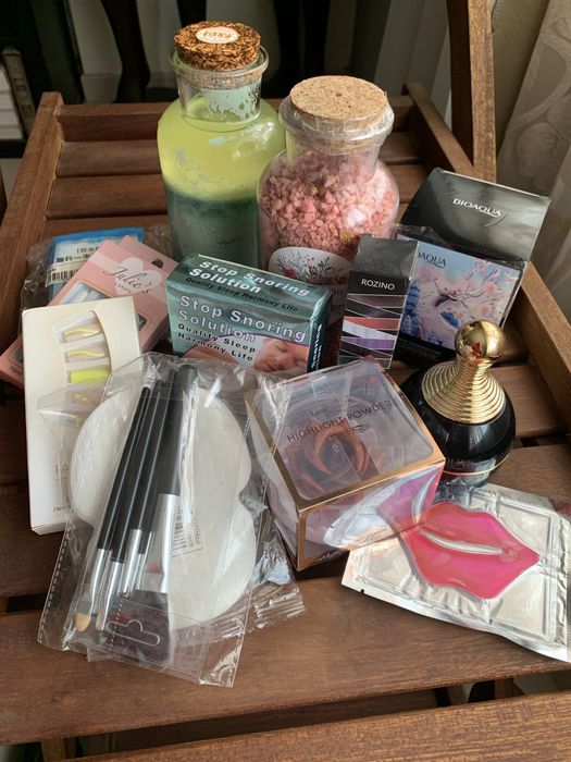 Conjunto de produtos de higiene e beleza
