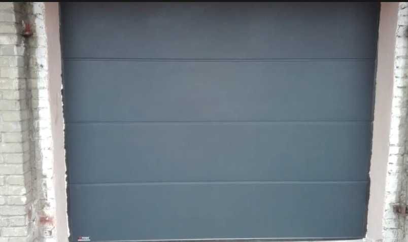 Brama garażowa segmentowa ocieplana antracyt 2000x2000